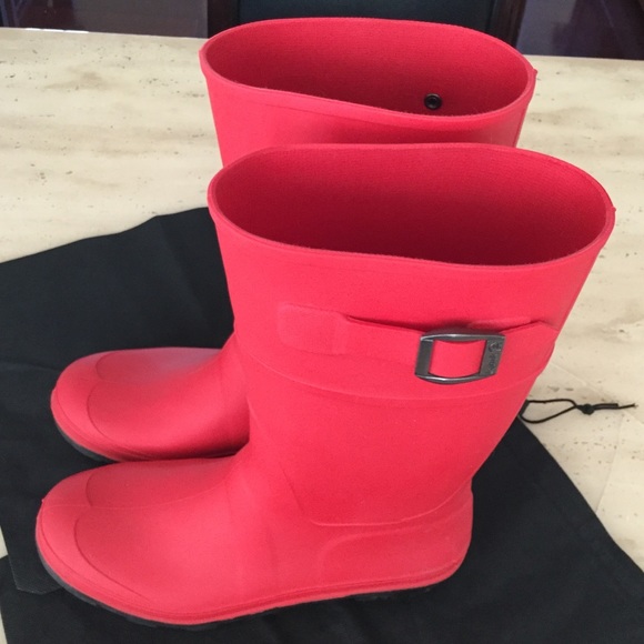 canadian made rain boots